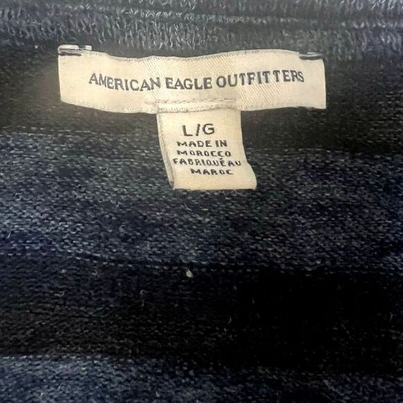 American Eagle L V‑Neck Sweater Navy Black Stripe Knit Fall Layering - Picture 6 of 10